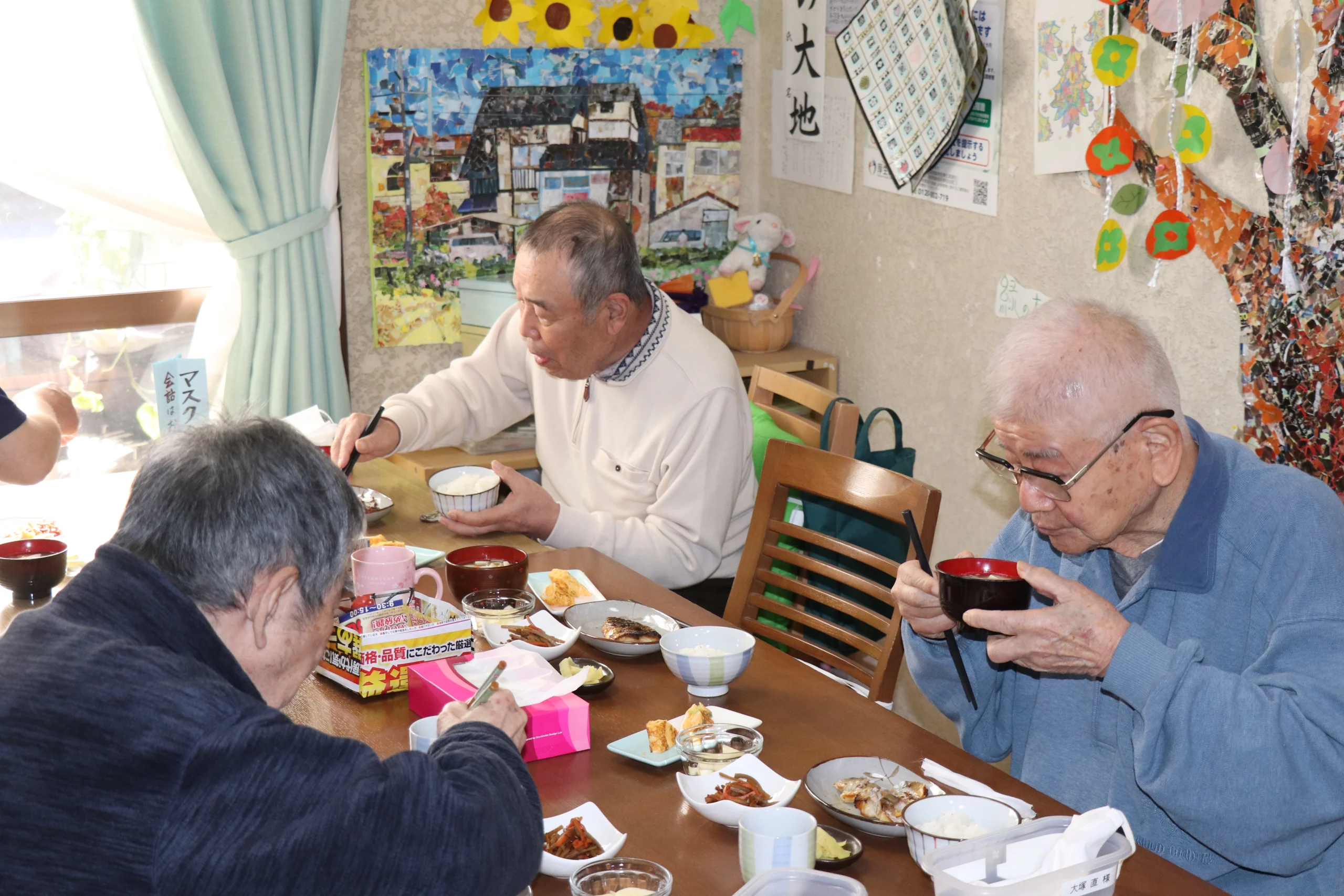 midori_6 デイサービス利用者さん食事